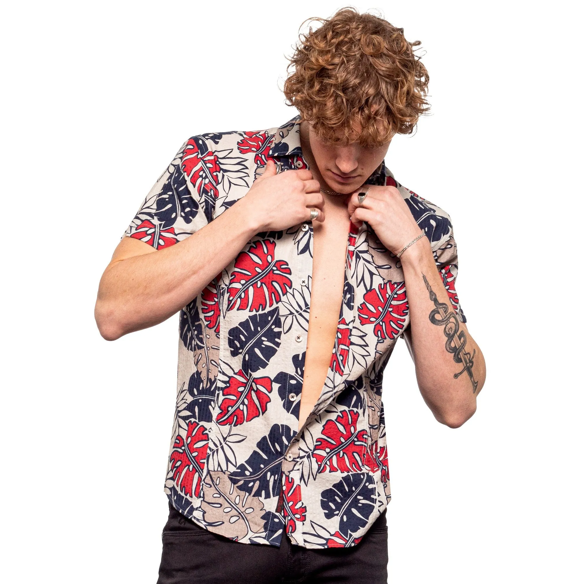 Big Leaf Seersucker Short Sleeve Shirt