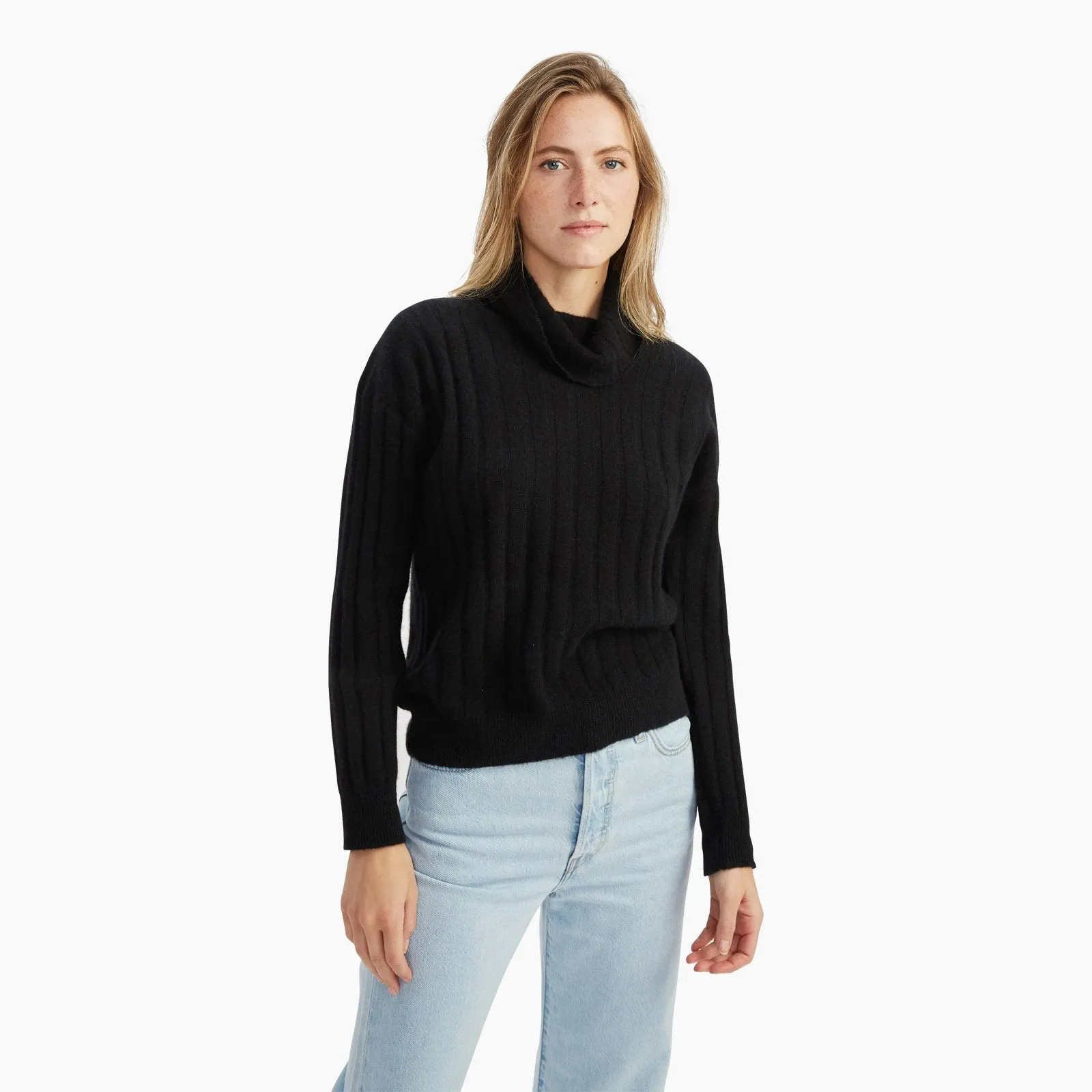 Cashmere Relaxed Ribbed Turtleneck