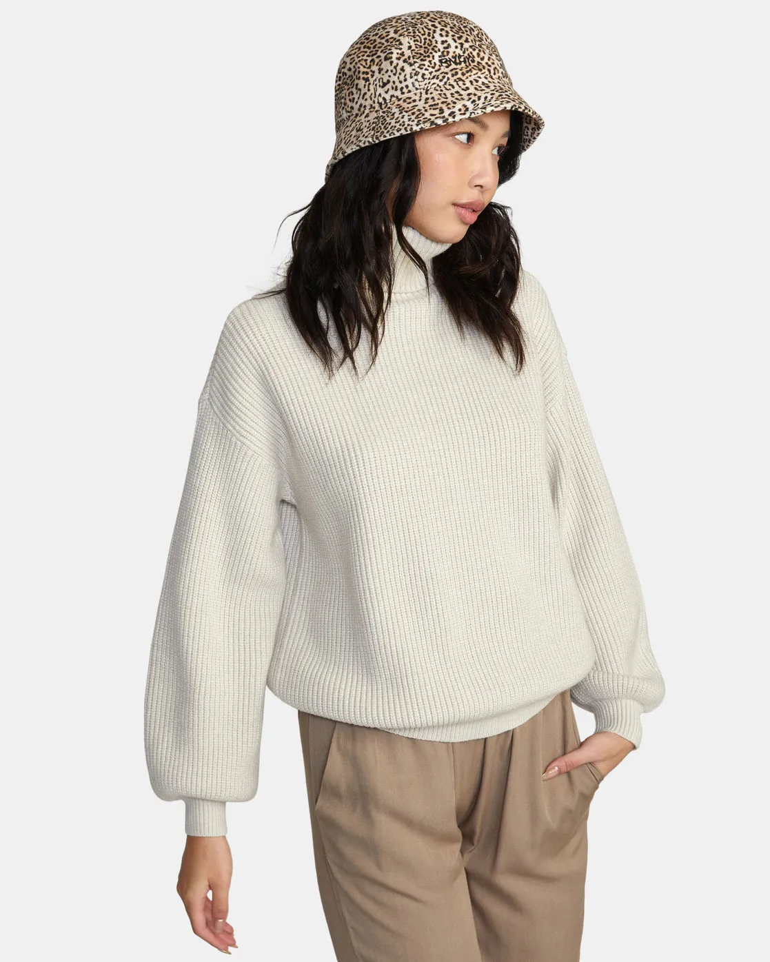 Vineyard Turtleneck Sweater - Oatmeal Heather